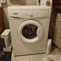 lavatrice whirlpool 5 kg AWO/ D 431