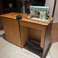 Macchina da cucire elettronica