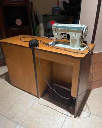 Macchina da cucire elettronica