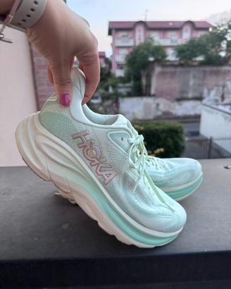 Hoka clifton 10 - numero 42