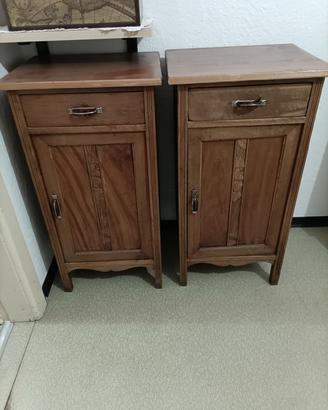 Comodini in legno