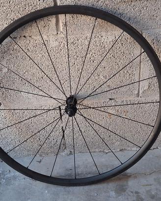 Ruote in carbonio per bici da strada