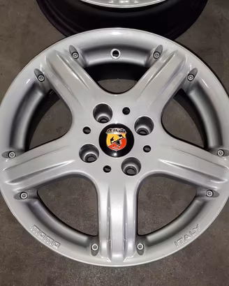 cerchi momo 4x98 r14 j6 Fiat Alfa Romeo Lancia