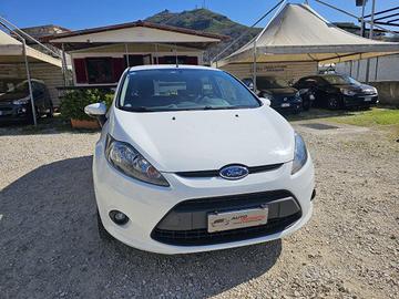 FORD - Fiesta - 1.4 16V 5p. Bz.- GPL Titanium Bs.