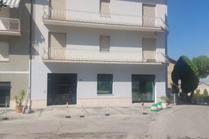 Locale commerciale o Ufficio Mq.220 - M.S.Giusto (