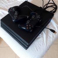 🕹️ PS4 Pro COME NUOVA + 2 PAD (1 mai usato) + GIO