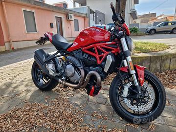 Monster 1200 2019 Red