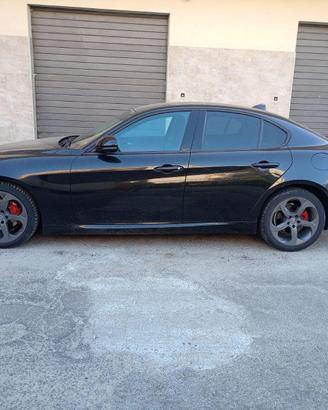 🍀 ALFA ROMEO GIULIA LIMITED EDITION