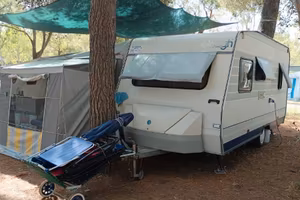 Roulotte Elnagh Balmoral 450 5 posti letto