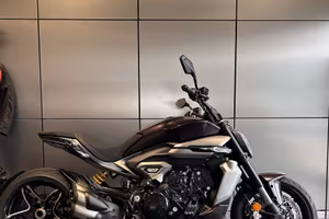 DUCATI XDIAVEL V4 - 2025