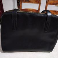 borsa Carpisa nera mai usata