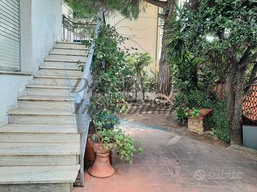 Appartamento di 135 m² con più di 5 locali a Cecin