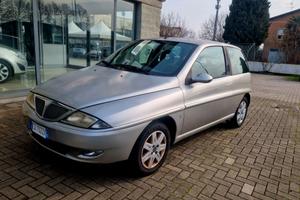 Lancia Y 1.2i 16V cat LS