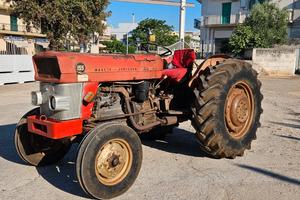 Trattore Massey Ferguson 155
