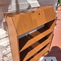 Piccola libreria con ribalta 