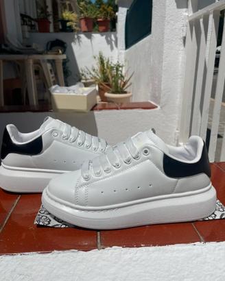 Sneakers basse bianche Alexander McQueen EU45