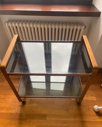 carrello con mensole in vetro 