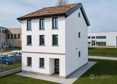 Villa indipendente con giardino