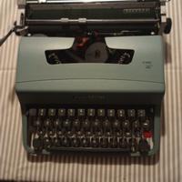 macchina da scrivere Olivetti lettera 22