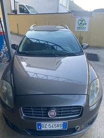Annuncio auto