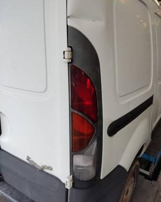 Fanale posteriore destro RENAULT KANGOO del 2001