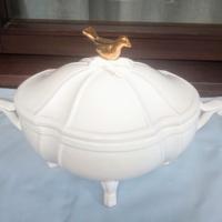 Zuppiera in ceramica con uccellino dorato