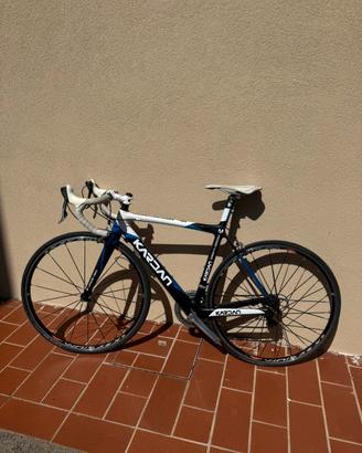 Bici per corsa di carbonio