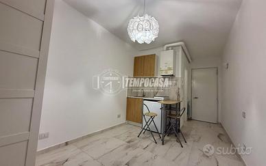 MONOLOCALE CON POSTO AUTO!