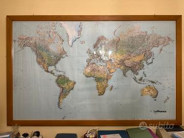 Carta geografica Lufthansa.