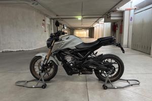 Honda CB125R 2022 - Motore nuovo Honda - 26.000km