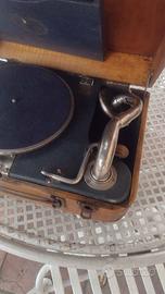 grammofono a valigetta