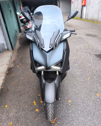 Yamaha XMax 300 - fine 2023