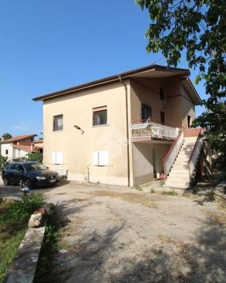 VILLA SINGOLA A SCANDRIGLIA