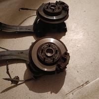 Blocco sezione mozzi braccetti Ford Focus targa CW