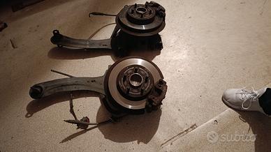 Blocco sezione mozzi braccetti Ford Focus targa CW