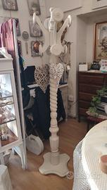 Appendiabiti shabby chic girevole H 175 m