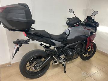 YAMAHA  900 -2020