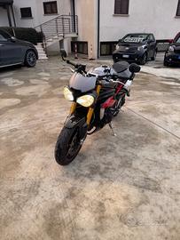 Triumph Speed Triple R