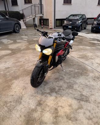 Triumph Speed Triple R