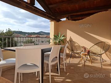 In paese 3 camere 3 bagni veranda e parcheggio