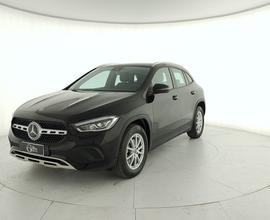 MERCEDES-BENZ GLA 200 d Business Extra auto