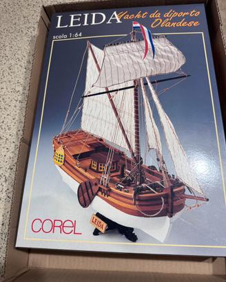 Barca Modellismo “Leida Corel”