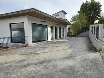 Locale Commerciale - Magazzino