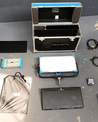 Arri Skypanel S60C con accessori