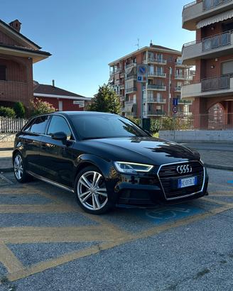 Audi A3 sportback 40 tfsi s-line quattro s-tronic