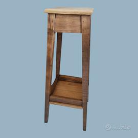 Colonnina in legno noce