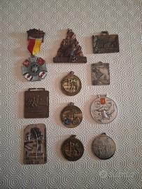 11 medaglie vintage sportive  e commemorative 