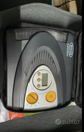 Compressore gonfia pneumatici