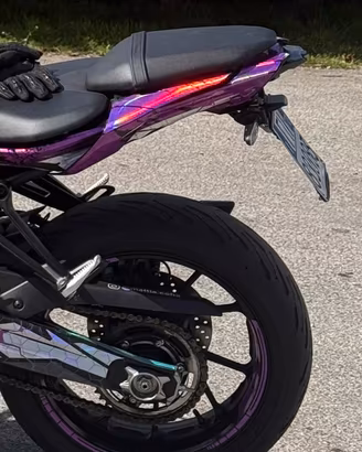 Portatarga Barracuda Frecce Originali Yamaha MT-07