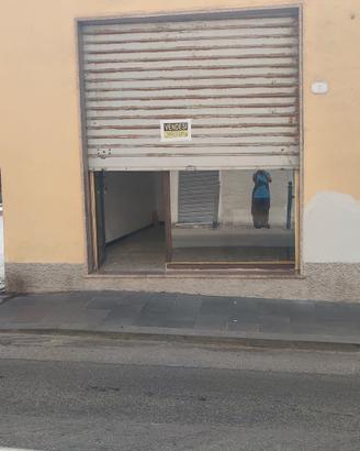 locale commerciale